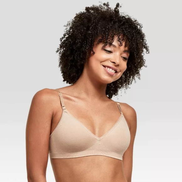 Hanes Other - BEIGE BRA WIREFREE SIZE LARGE NWT